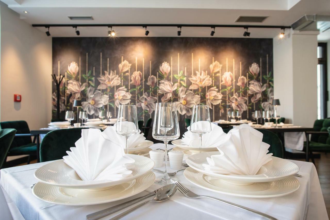 Hotel Florian&Godler Karlovac Luaran gambar